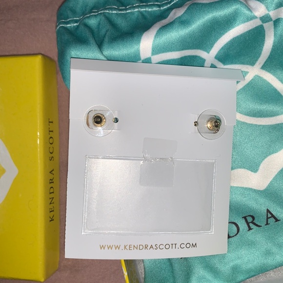 Kendra Scott Earrings - Picture 4 of 6